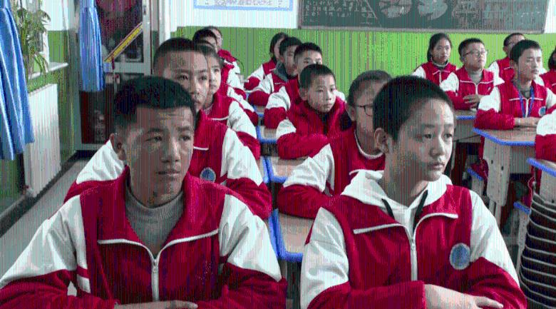 50个汤园8个一碗可以装多少碗还剩多少个？游戏画面